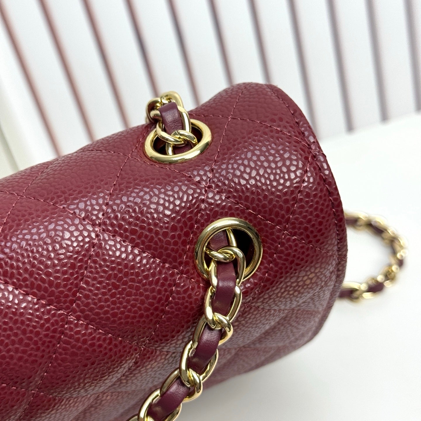 B1R76C12 Popular leather bag