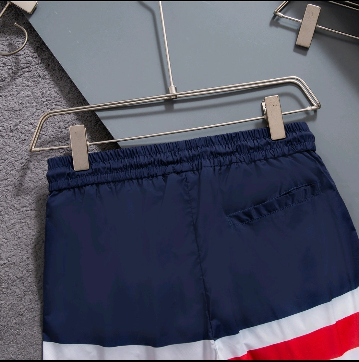U1N36A28 Popular shorts