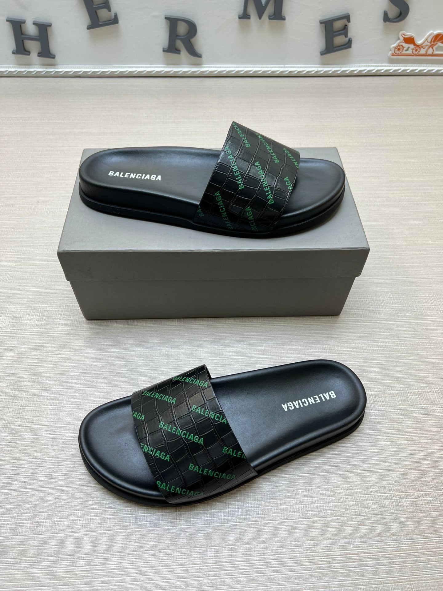 Z5ZJ99 Popular slippers
