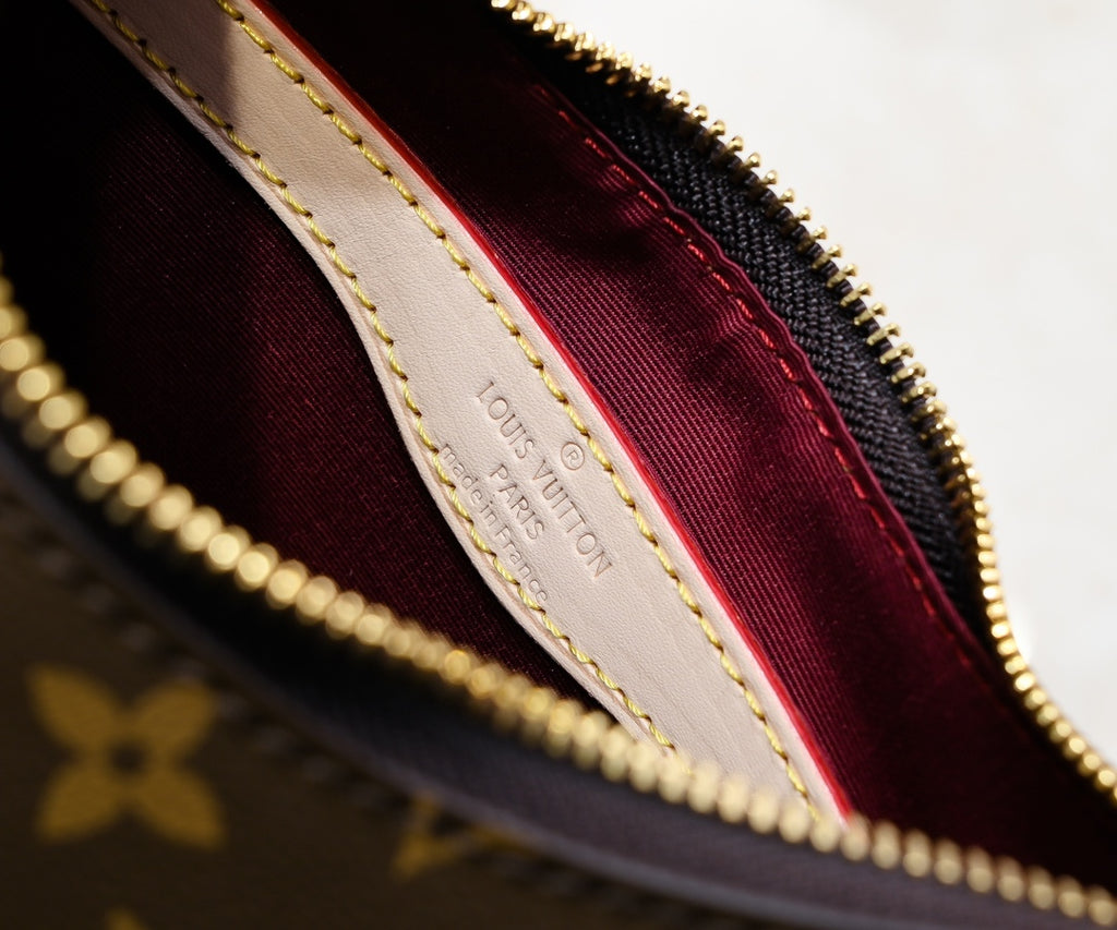 B1W15E35 Popular  leather bag
