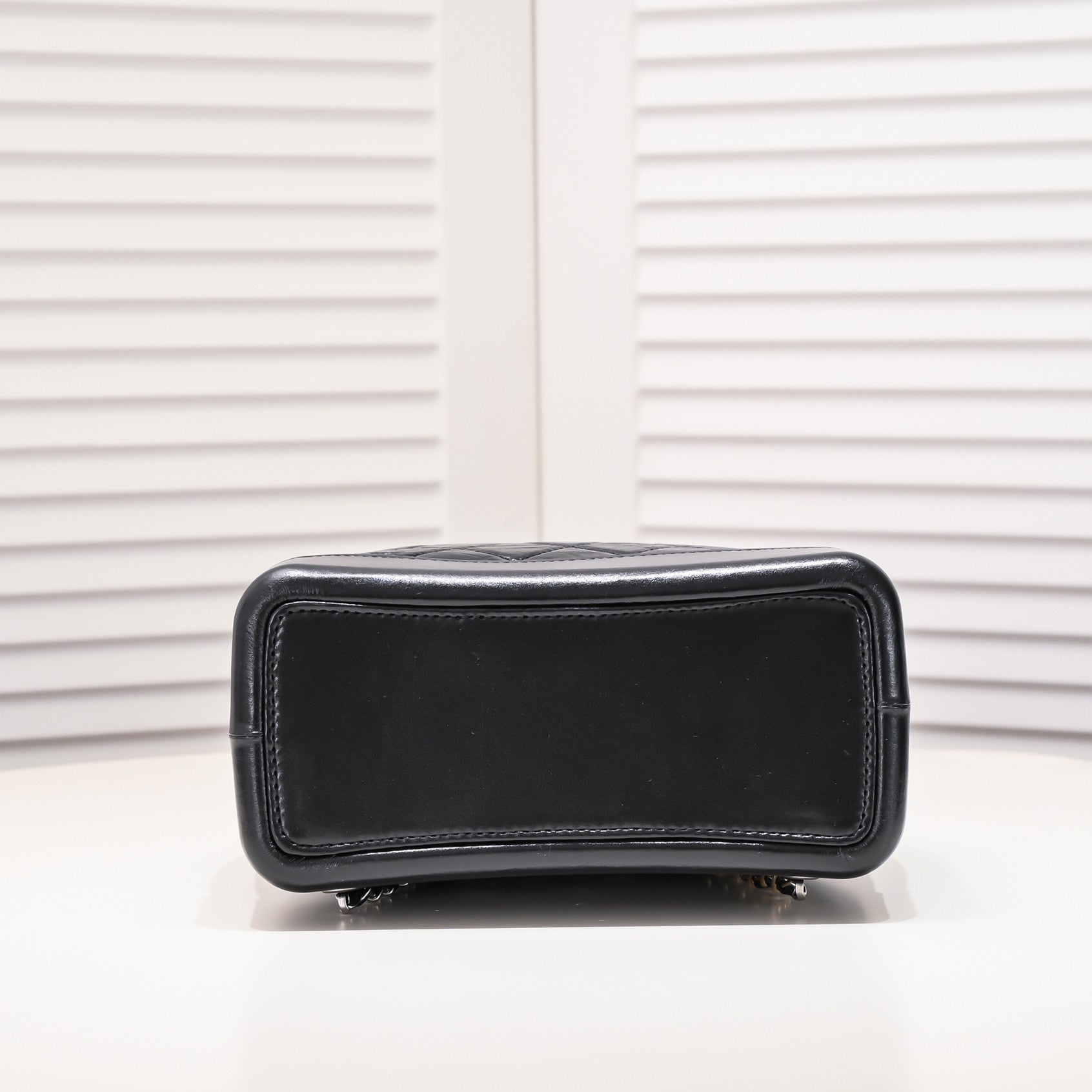 B1X34C262 Popular  leather bag 