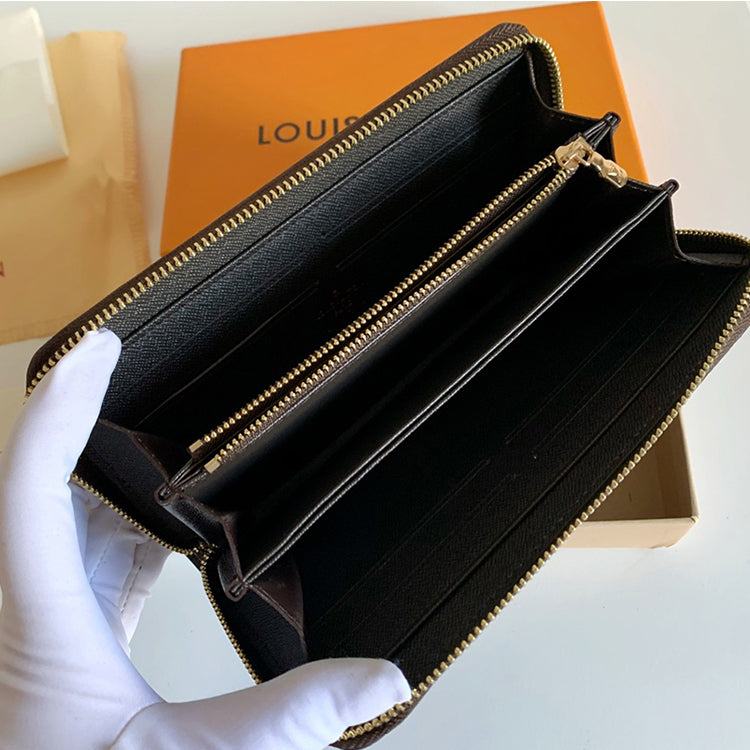 B1P11E04 Popular Leather wallets
