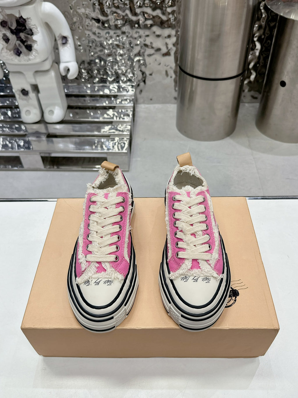 Z2Q105A249 Popular high-quality Shoes