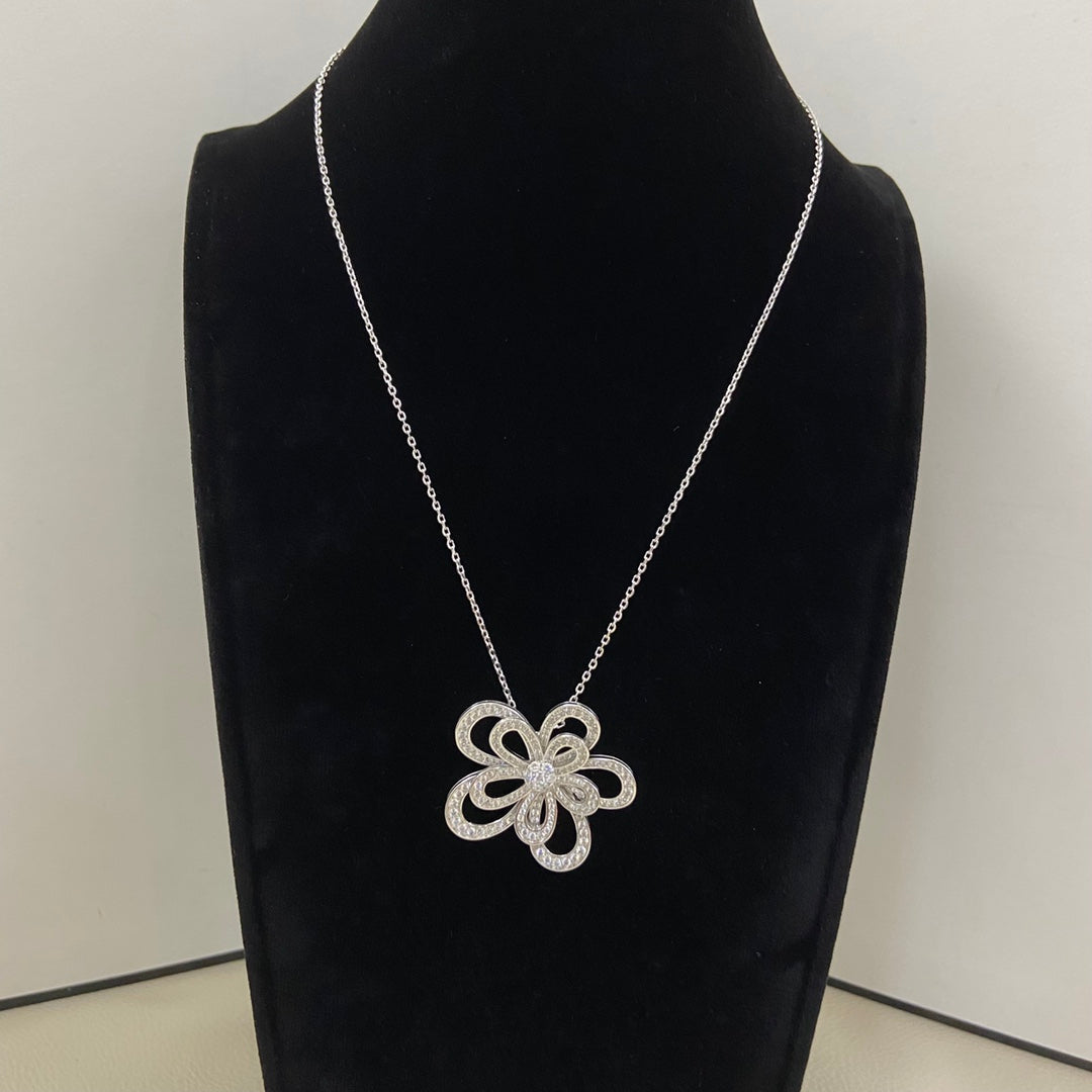 X5Q85VA155X Popular Necklace