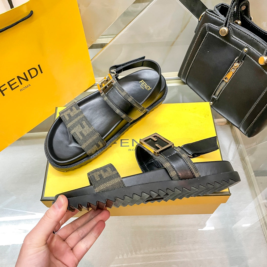 Z1Z54F71 Popular sandals