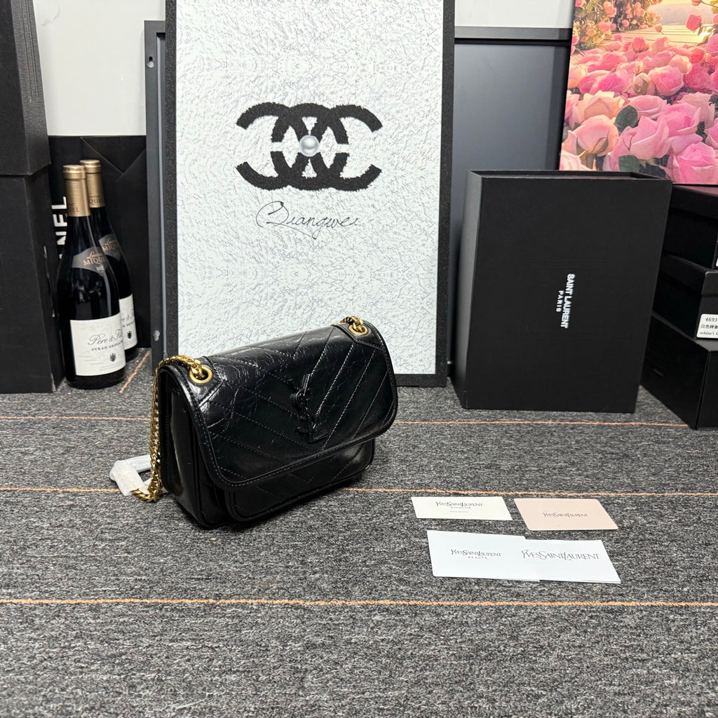 B1R76SL17 Popular leather bag