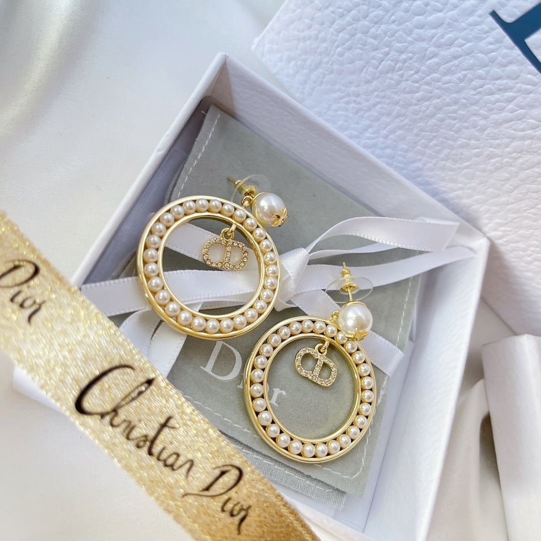 X1Z95D40E Popular Earrings