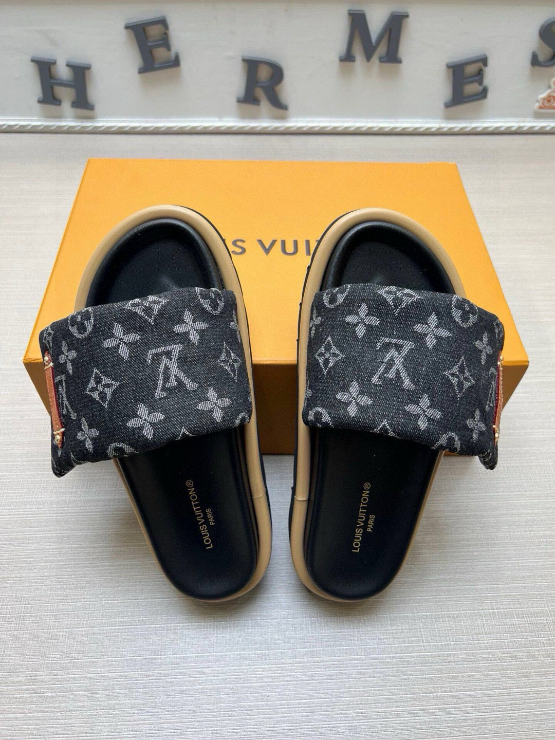 Z5QE8  Popular Slippers
