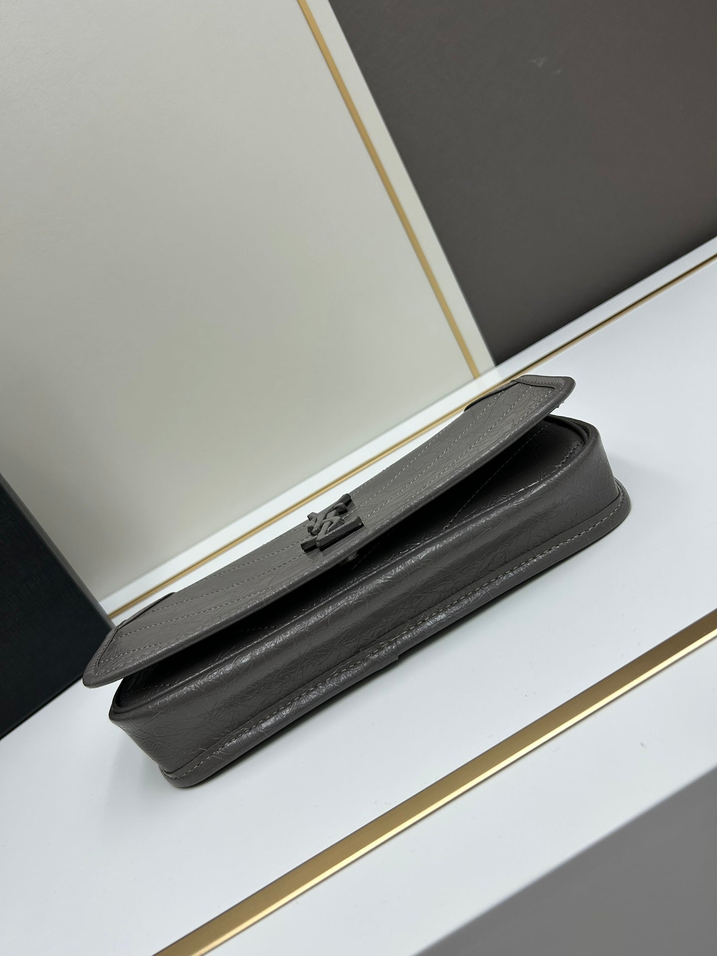 B1X64B460 Popular  leather bag