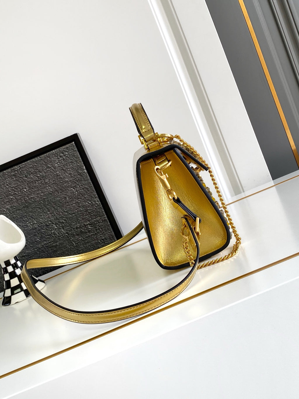 B1P36A72 Popular leather bag