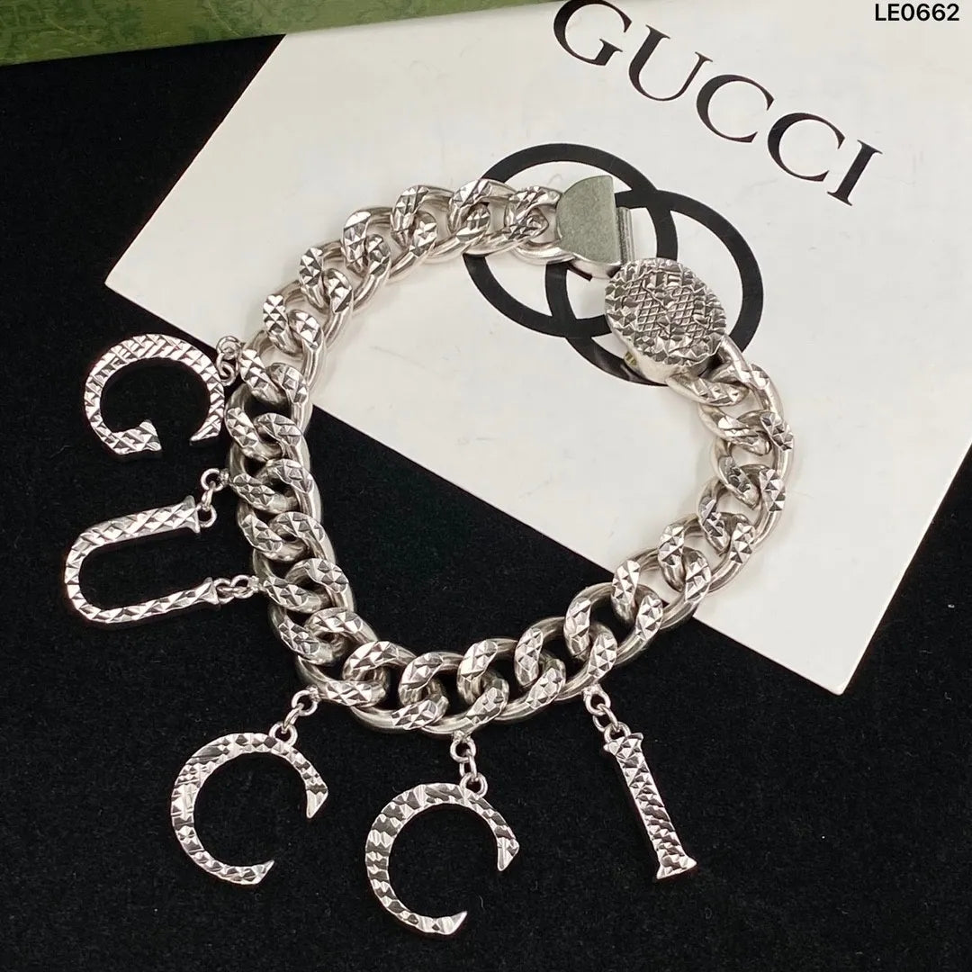 X1Z94B766K  Popular   Necklaces. Bracelets