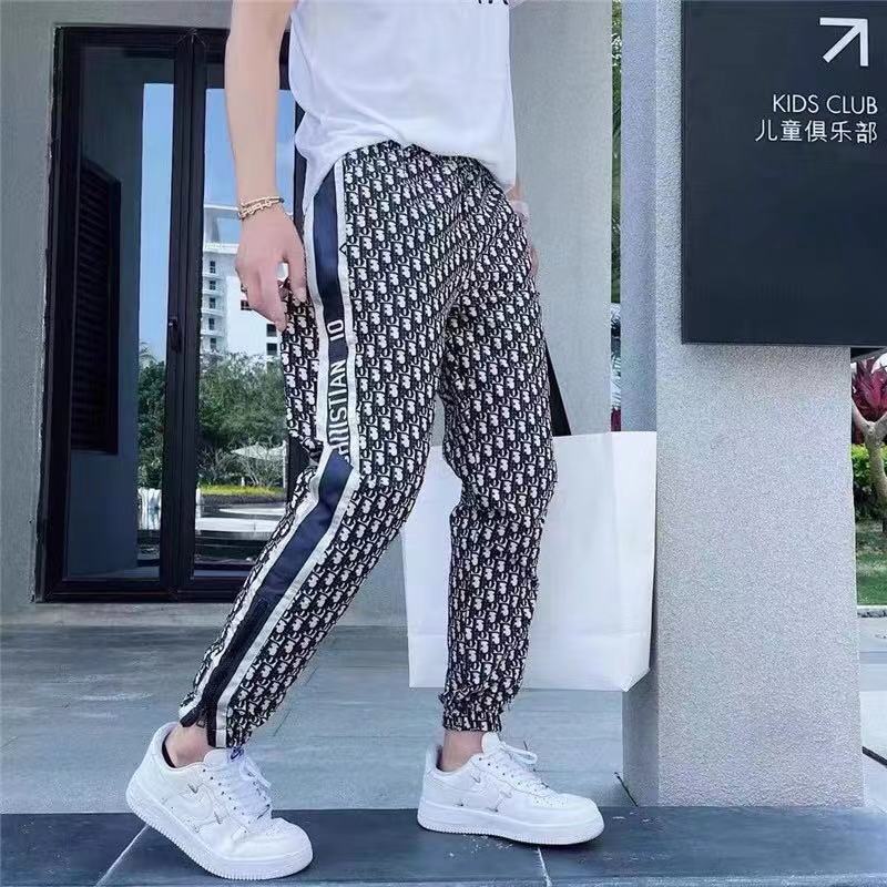 U1W35D16  Popular Pants