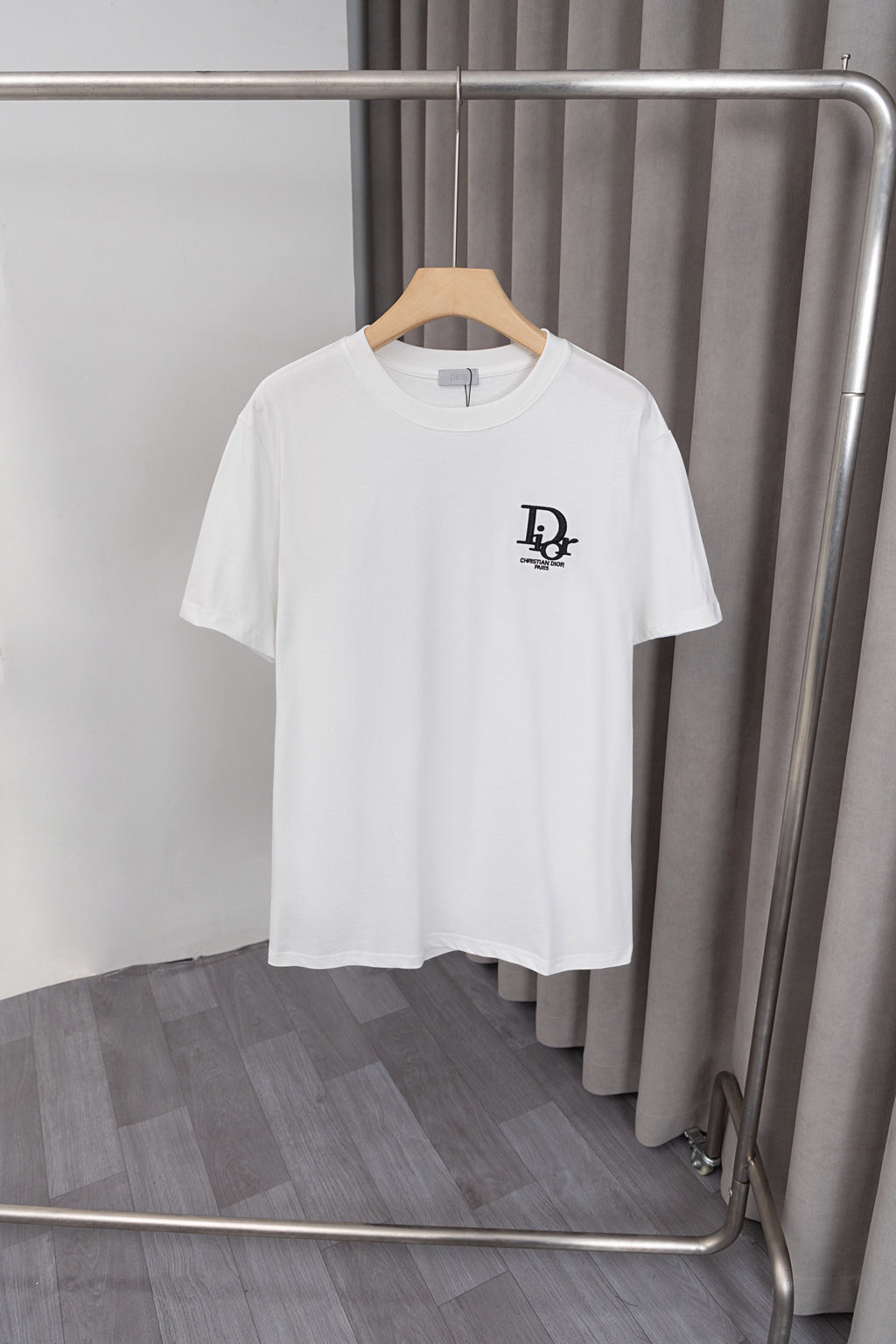 U1W25K15  Popular T-shirts