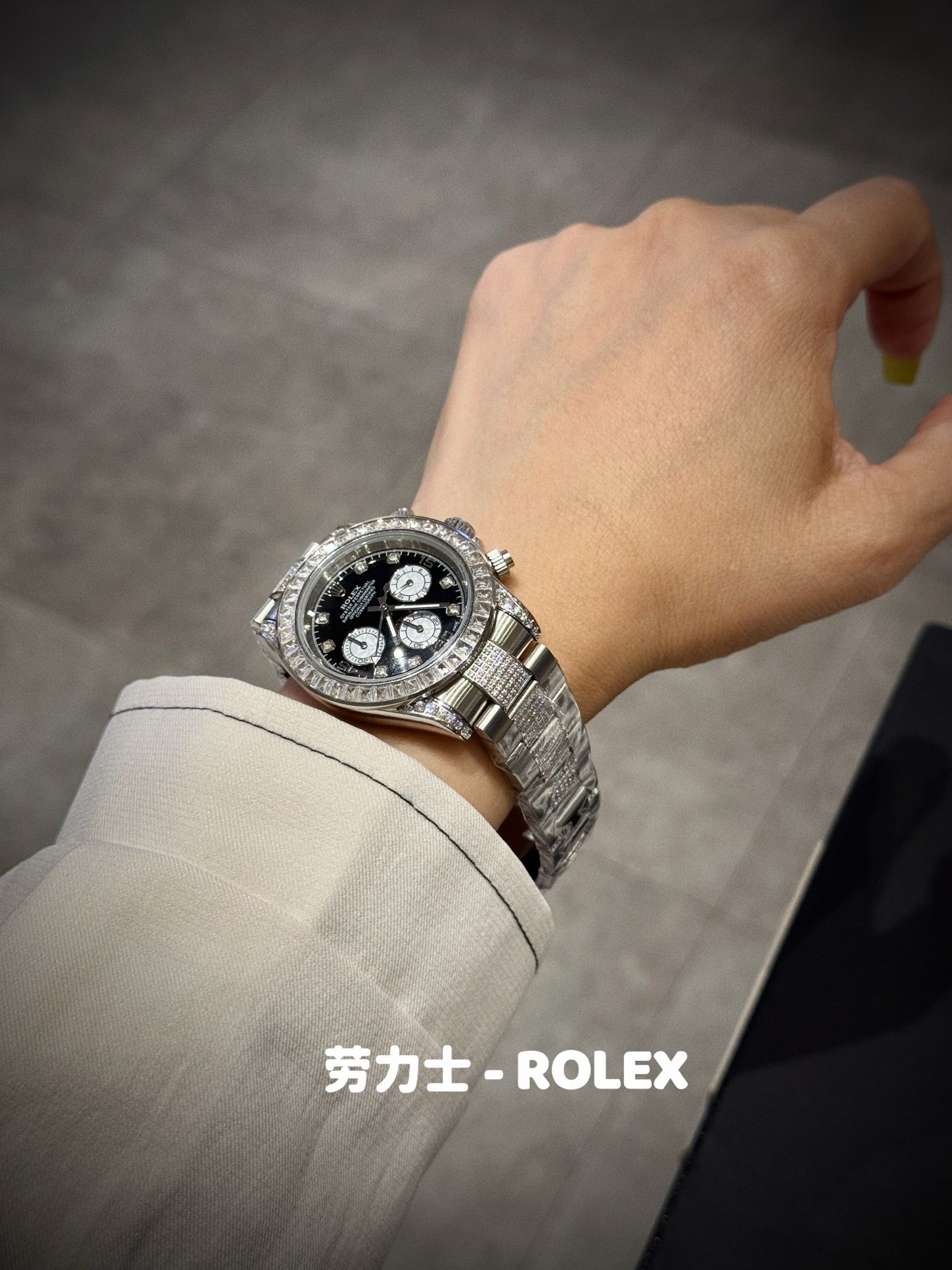 L1R46L124 Popular watches