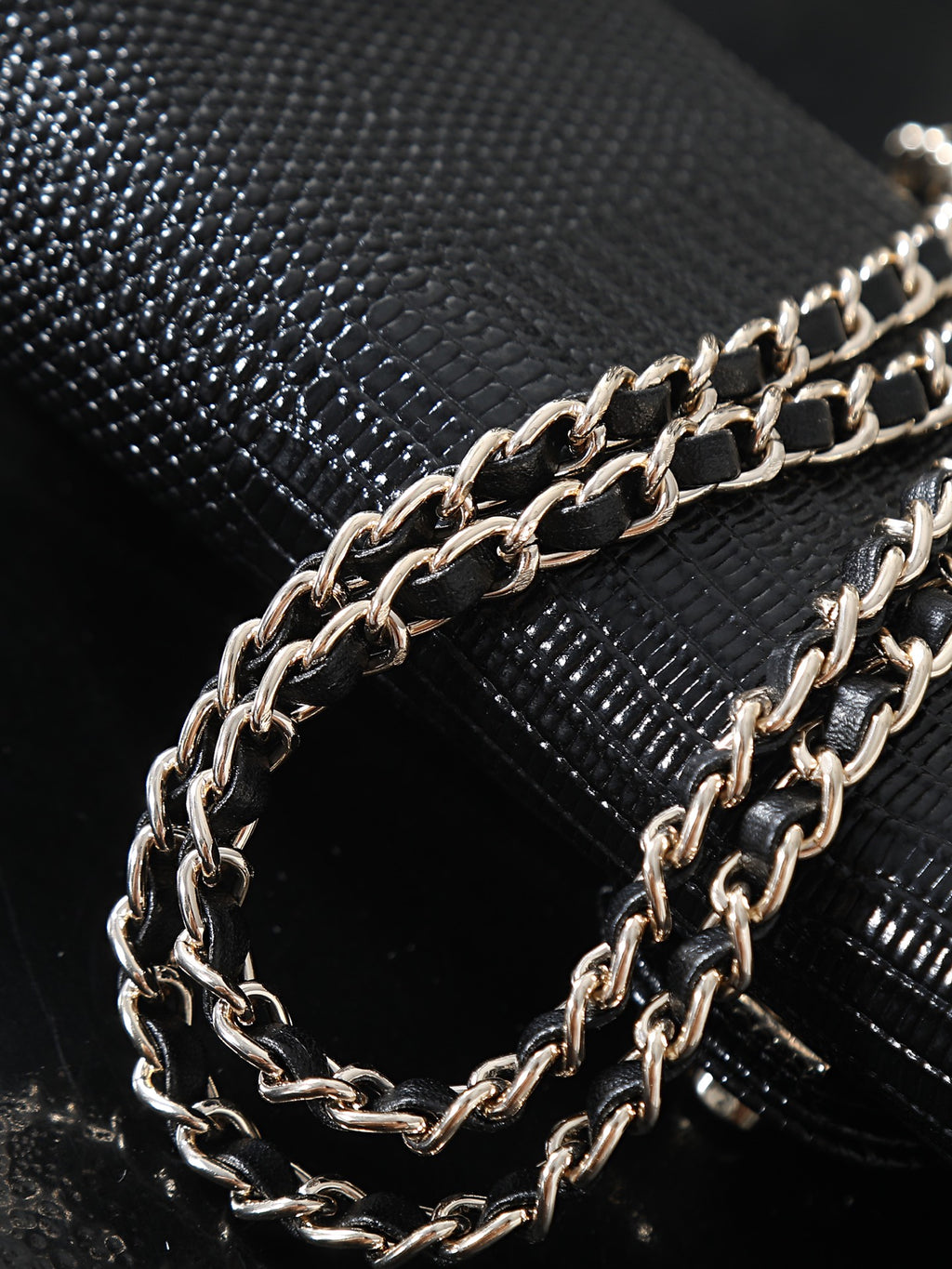 B1R76C23 Popular leather bag