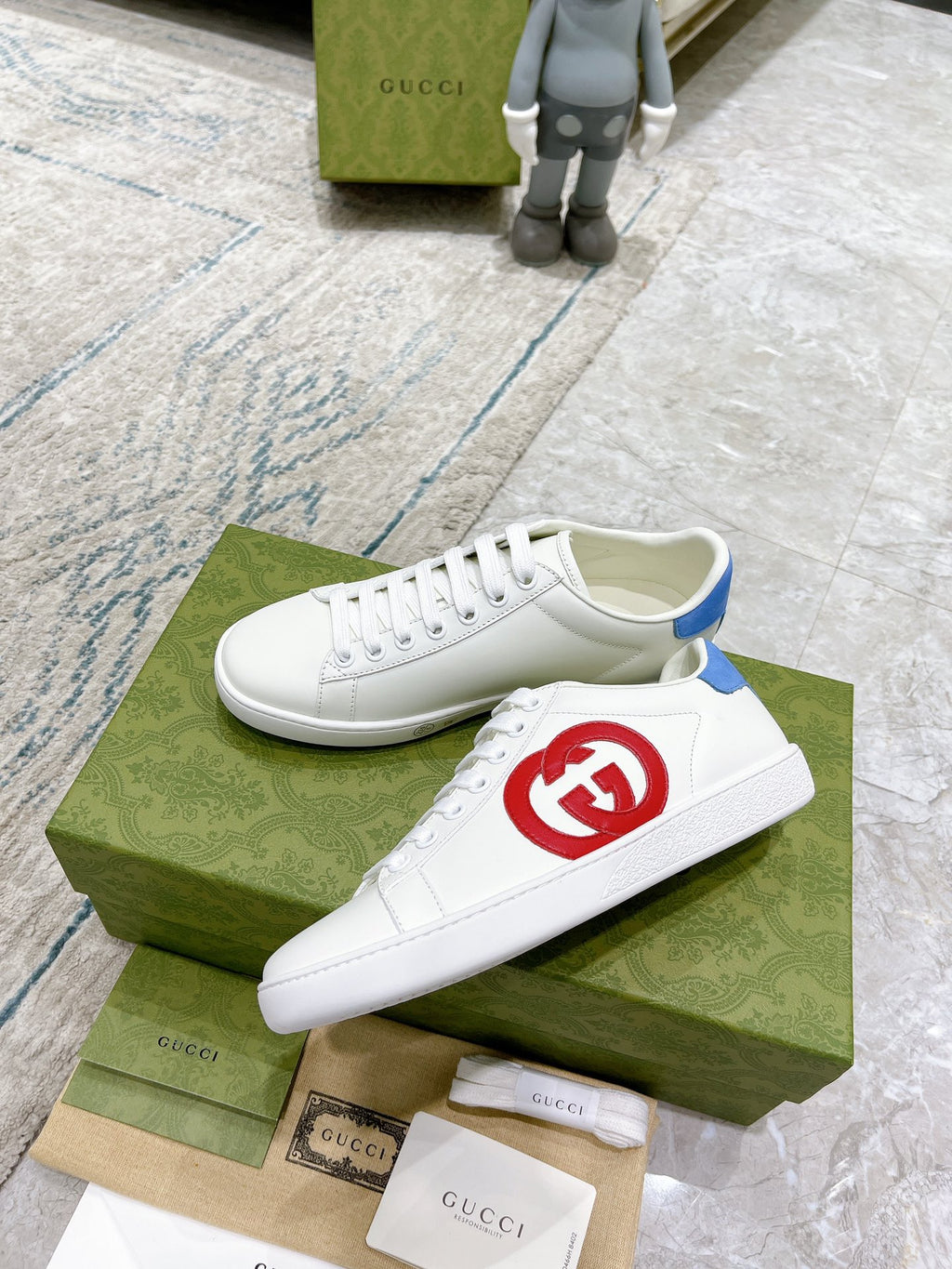 Z2Q105B209 Popular high-quality Shoes
