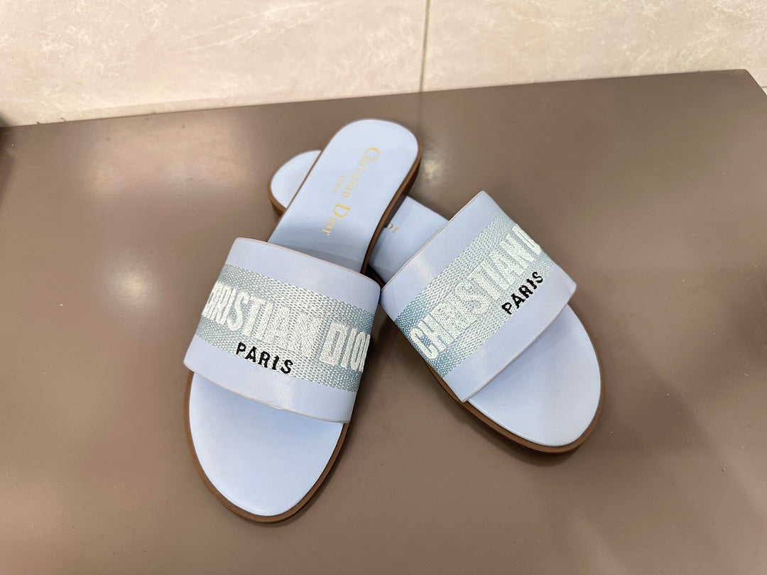 Z1ZD32 Popular slippers