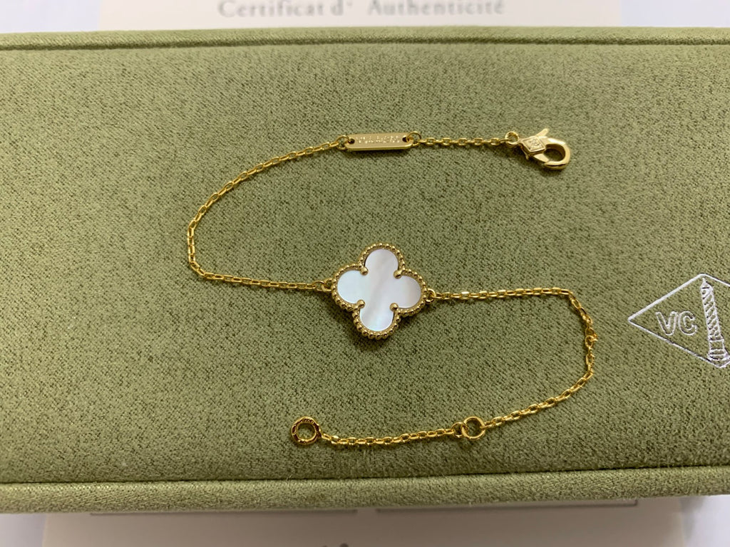 X5X63VA187K  Popular  1 flower bracelet