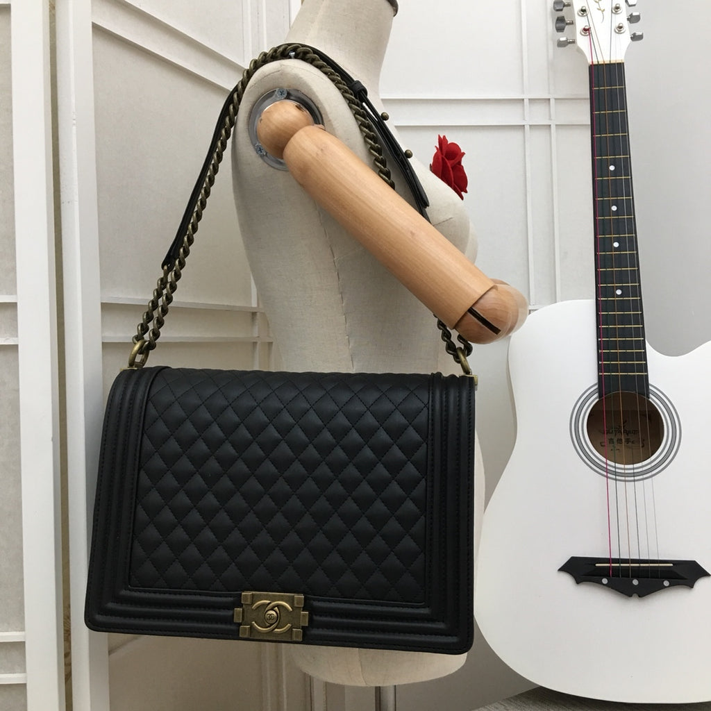 B5X121C60 Popular  leather bag 