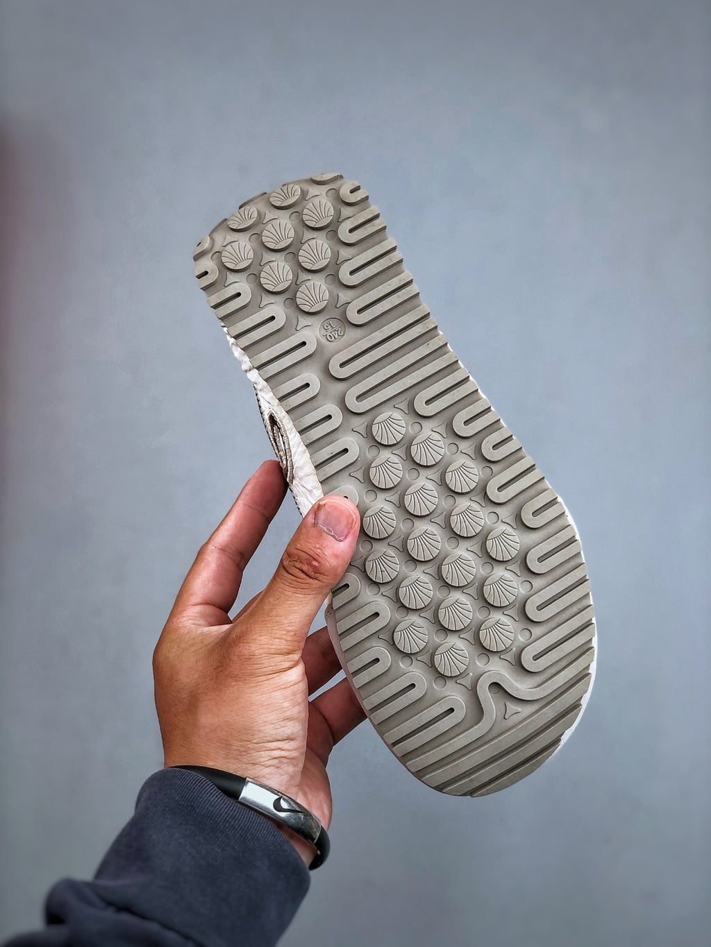 Z4Q95A86 Popular Shoes
