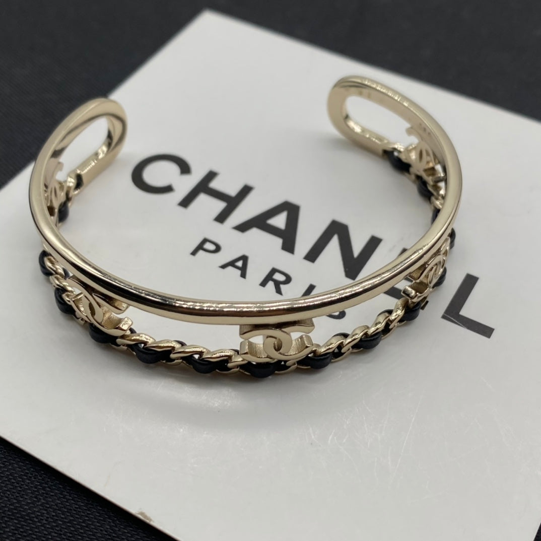 X1Z34C274K  Popular Bracelets