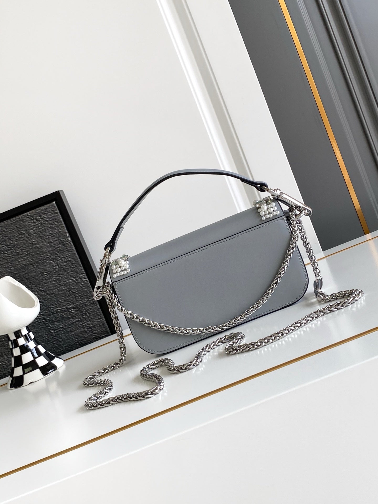 B1P36A74 Popular leather bag