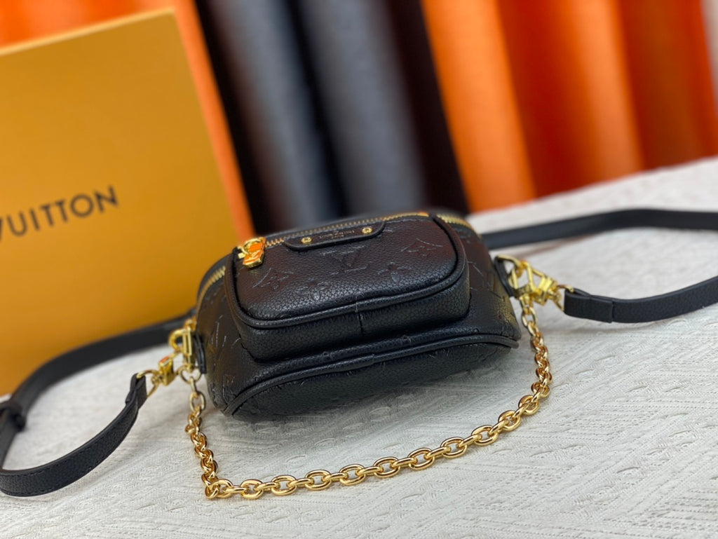 B1N55E57 Popular  leather bag