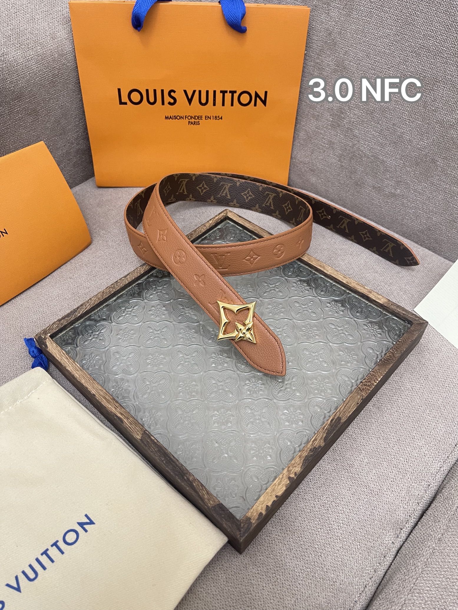 P2R55E10 Popular   High quality belt With full package