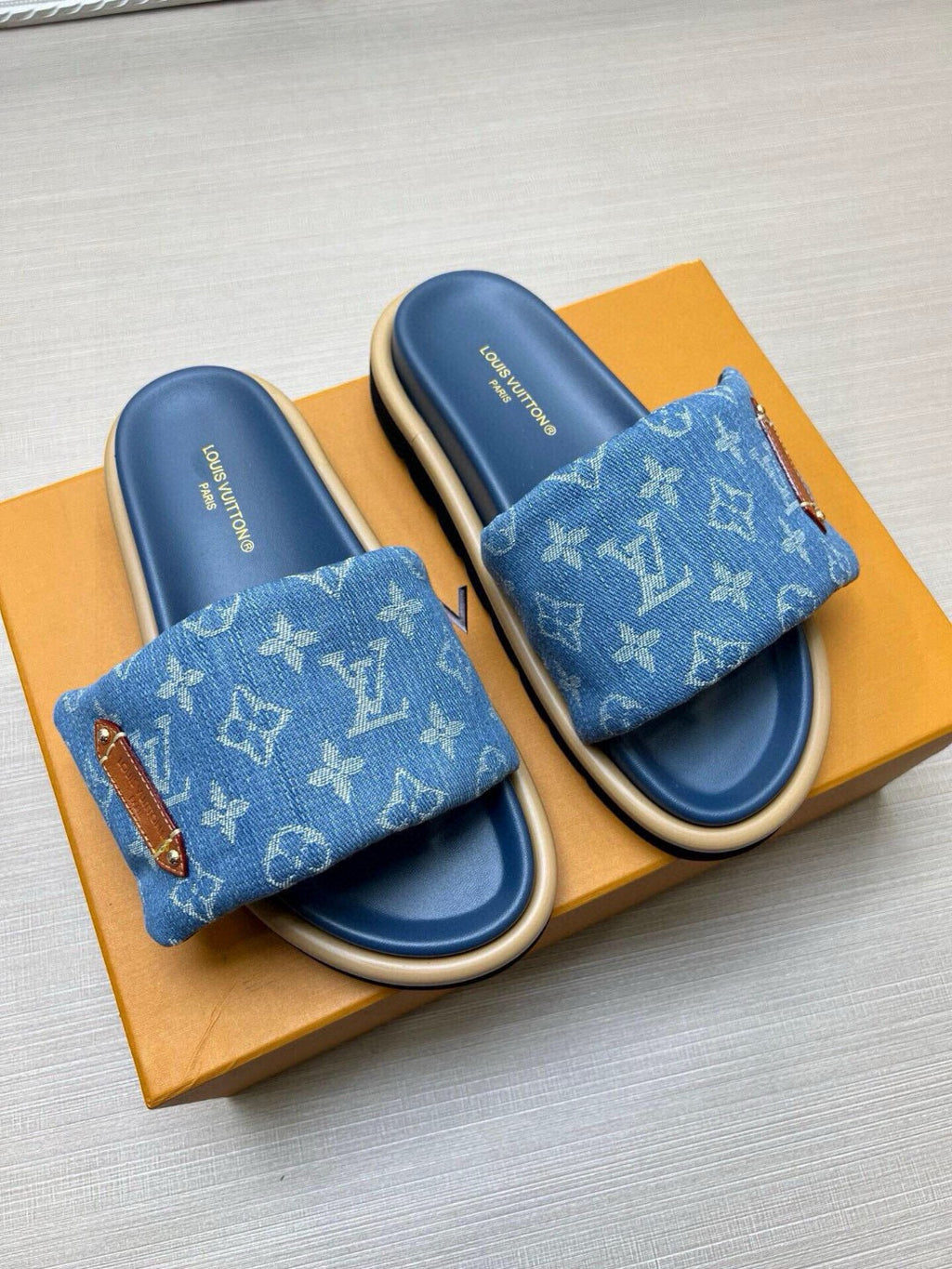 Z5QE8  Popular Slippers