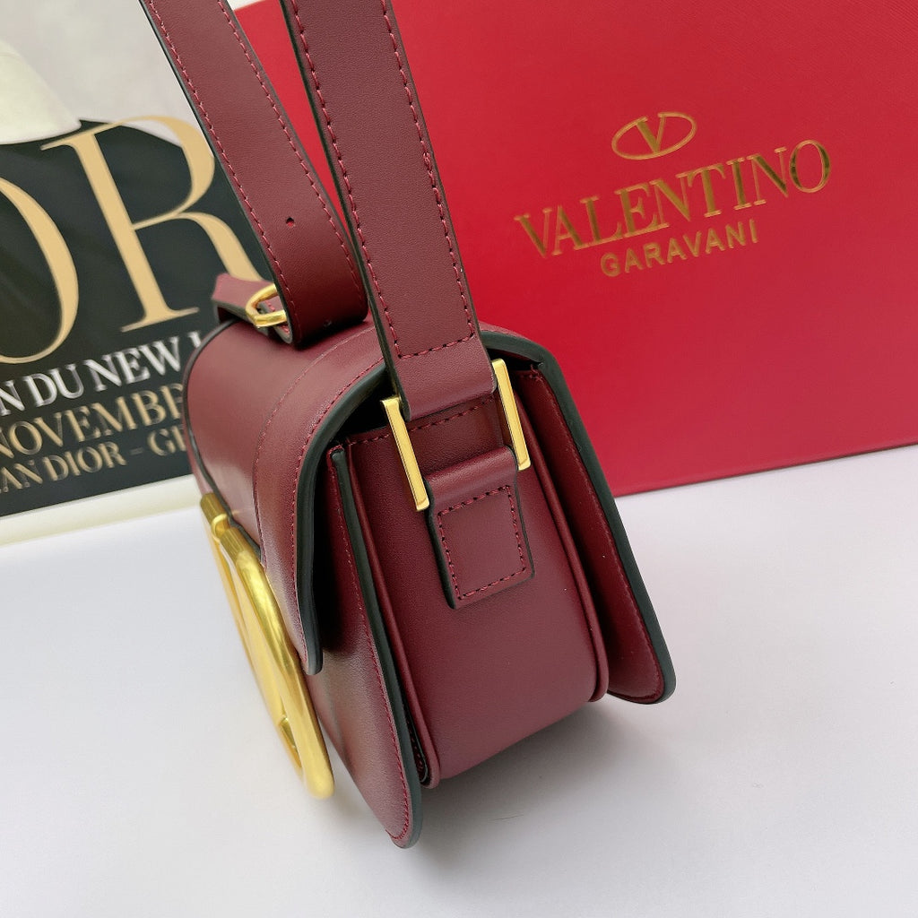 B5X111VL45 Popular  leather bag 