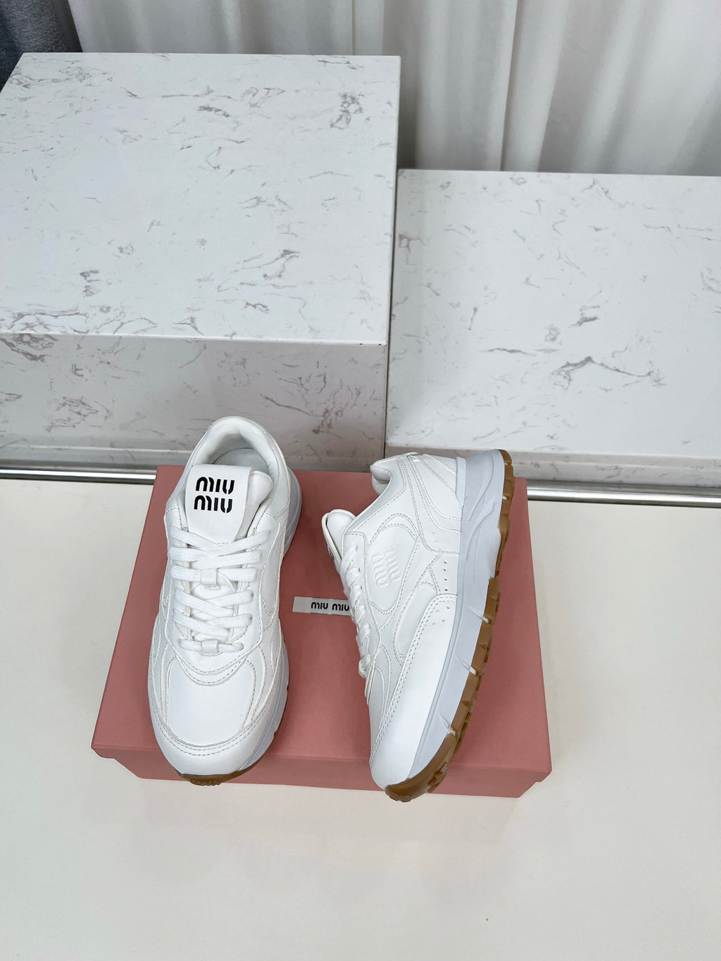 Z2Z85A47  Popular high quality shoes