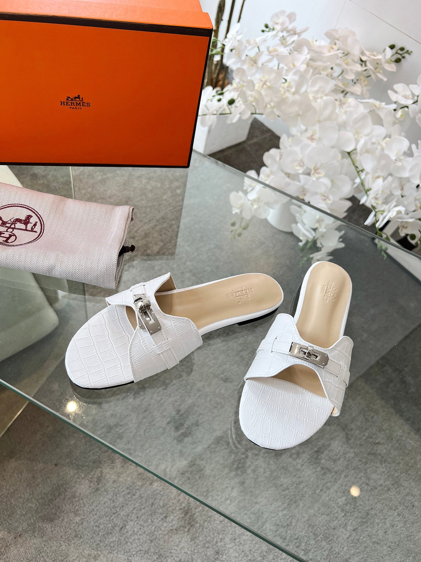 Z2Z85H10  Popular leather Shoes