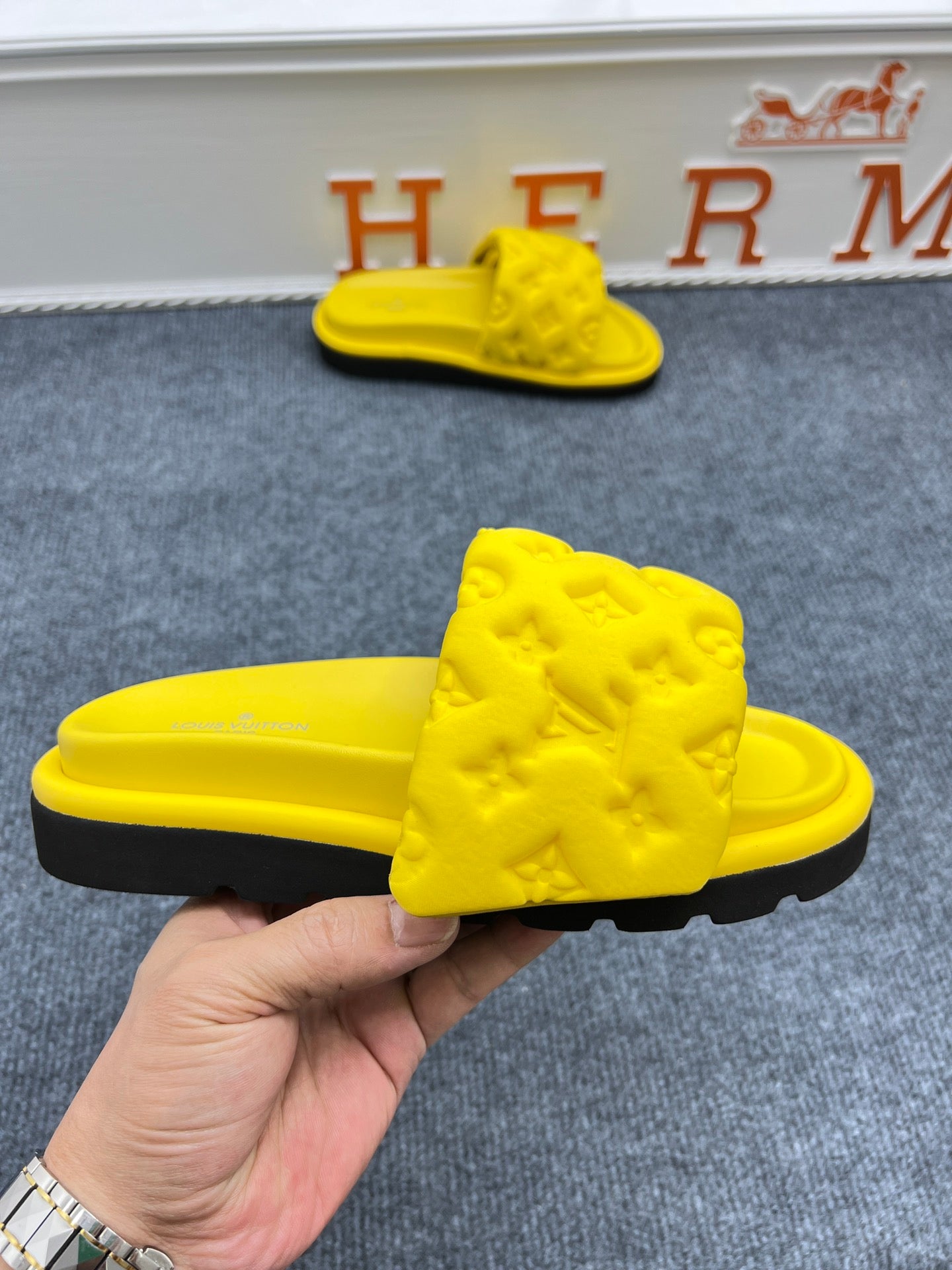Z5YE115 Popular Slippers