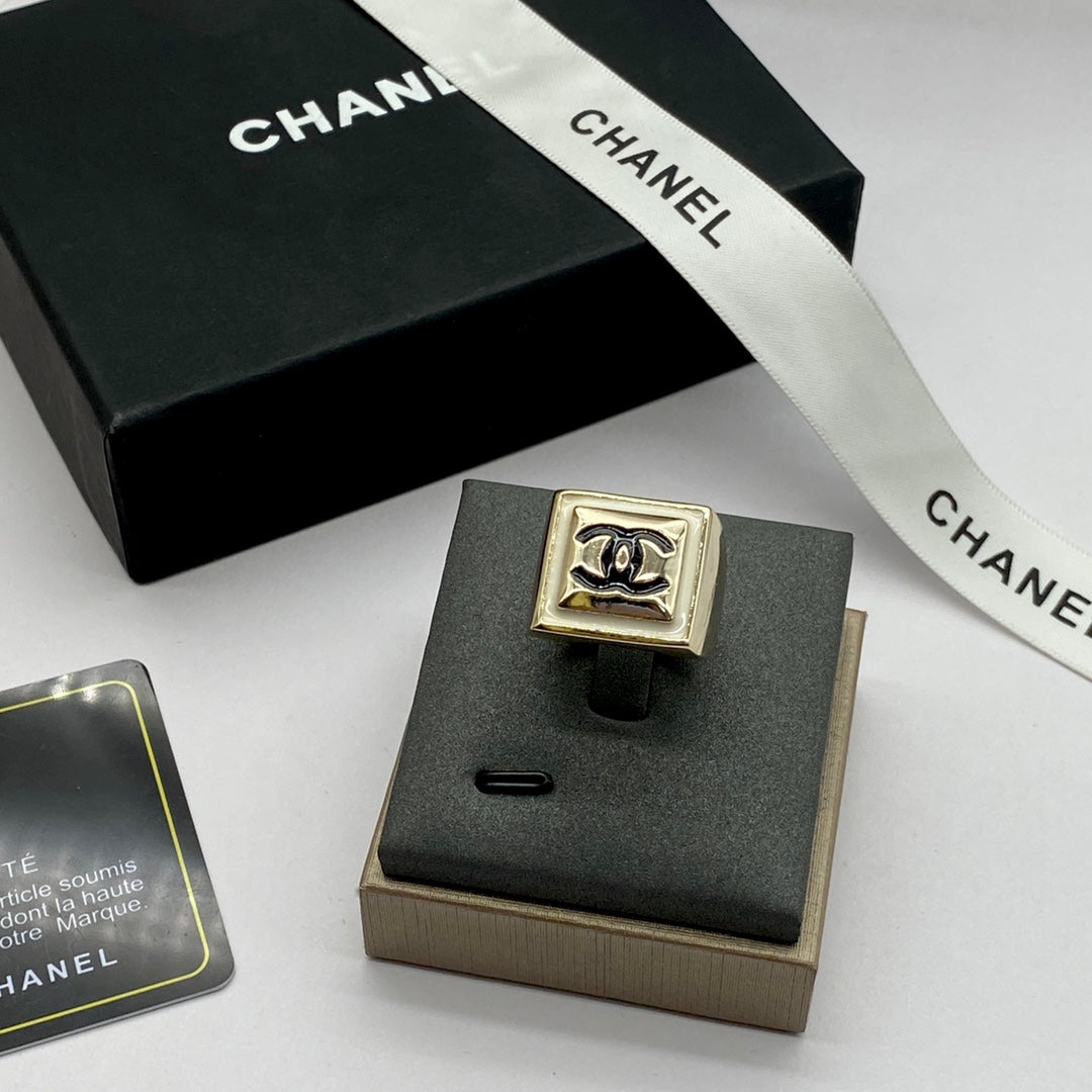 X1Z64C580J   Popular   Rings  and high quality Earrings