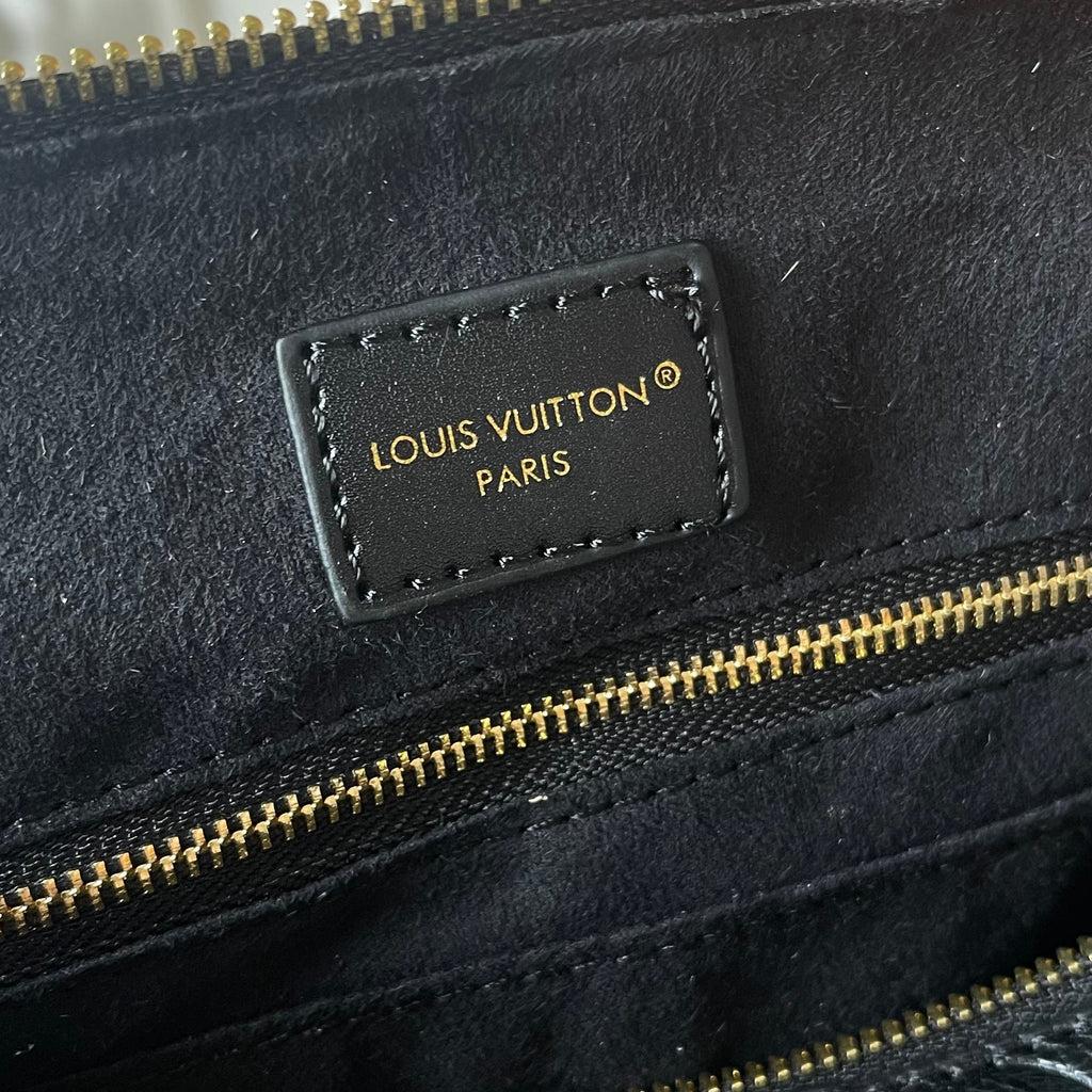 B1P46E77 Popular leather bag