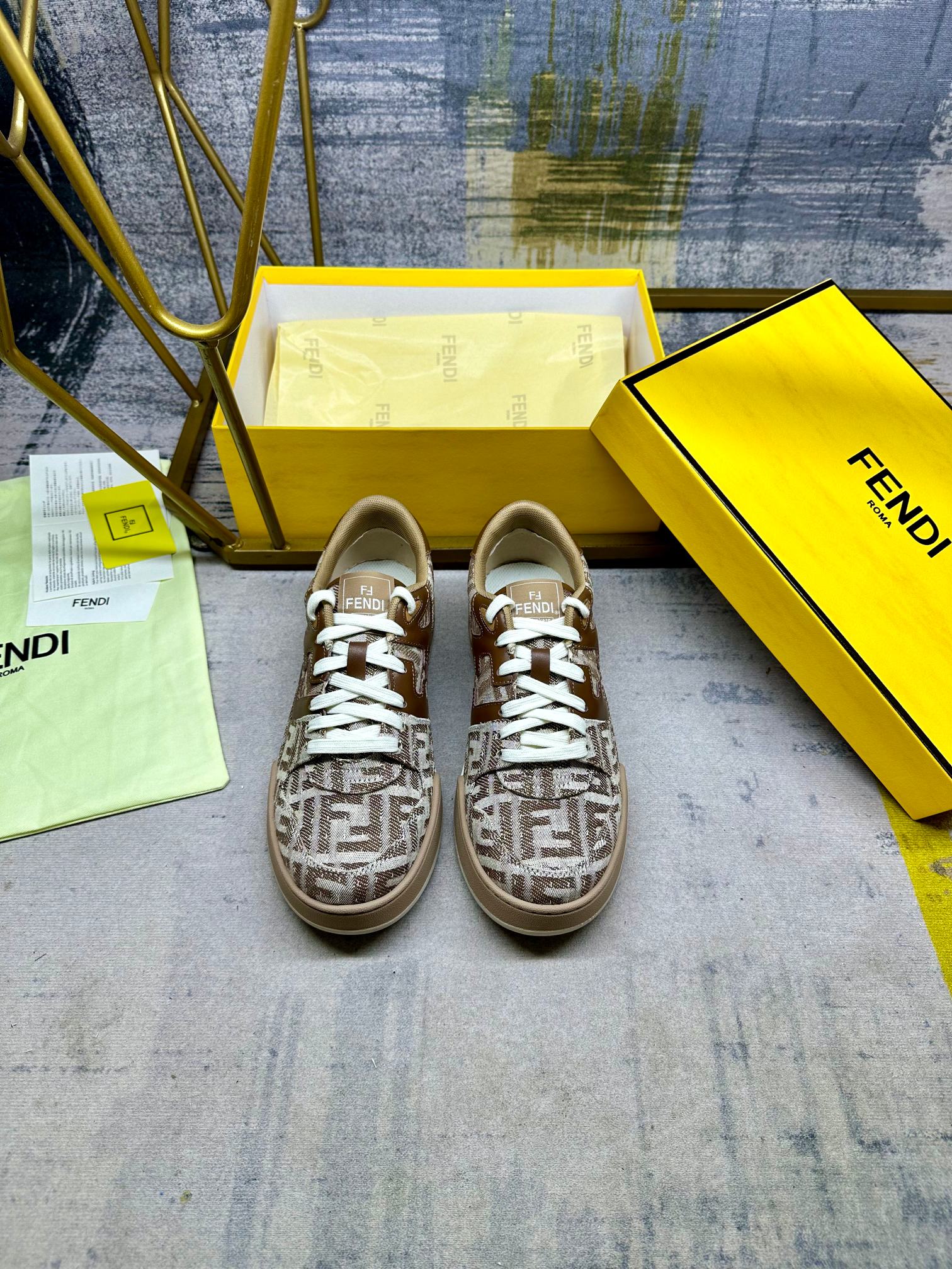 Z2N95F15 Popular high-quality shoes