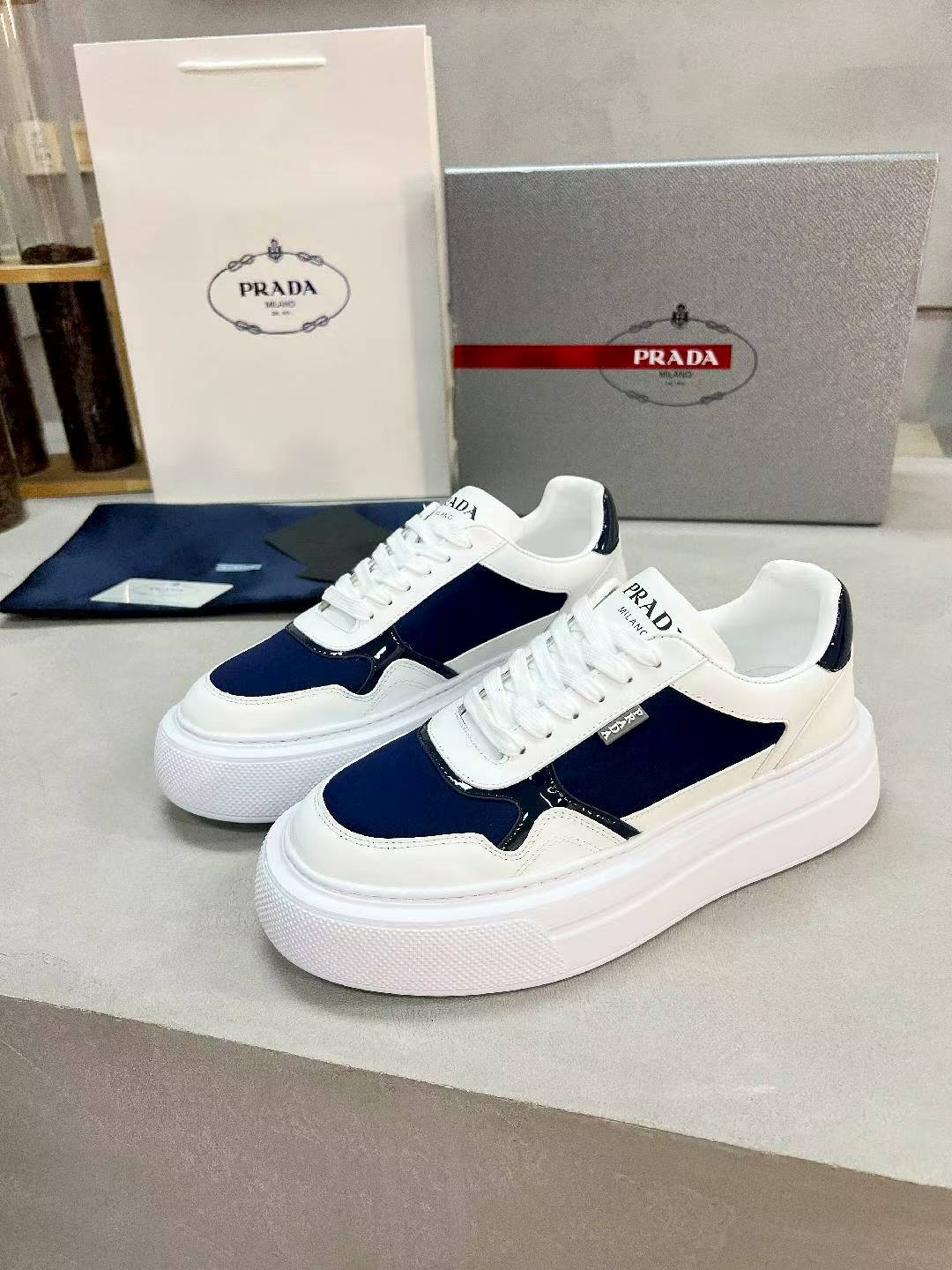 Z2P36P46 Popular high-quality leather Shoes