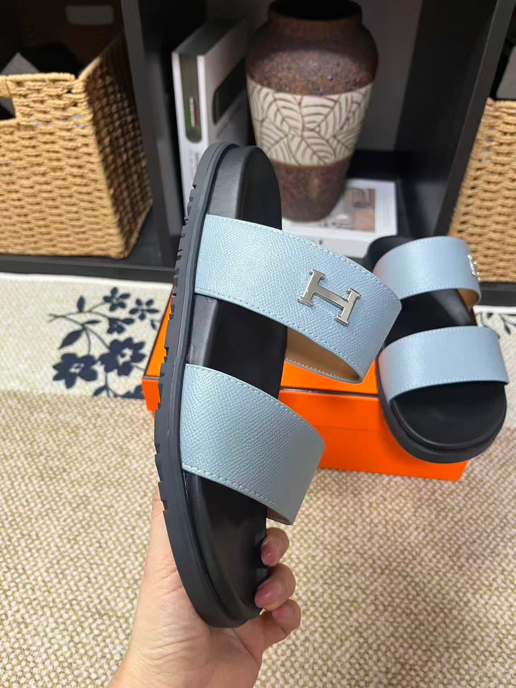 Z2P36H19 Popular high-quality leather Shoes