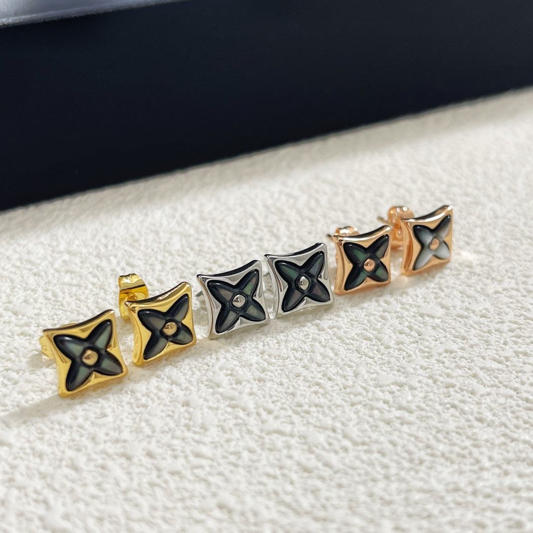 X5N76E48E Popular Earrings(mini flower）
