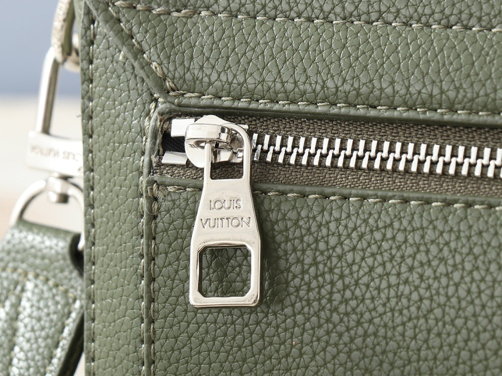 B1P36E77 Popular leather bag