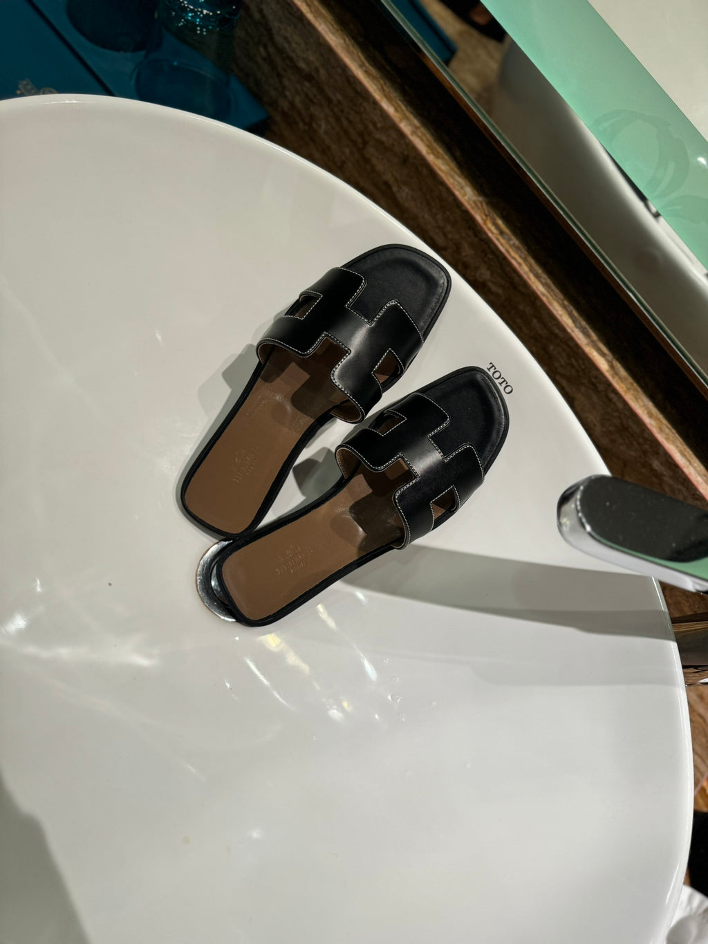 Z1Z55H309  Popular Slippers