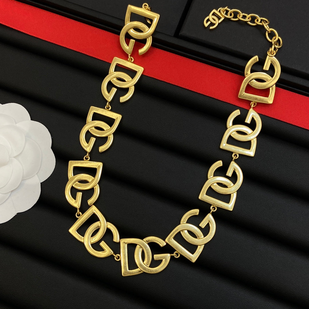 X1R75A6X Popular  Large-sized jewelry (necklaces, bracelets, earrings)