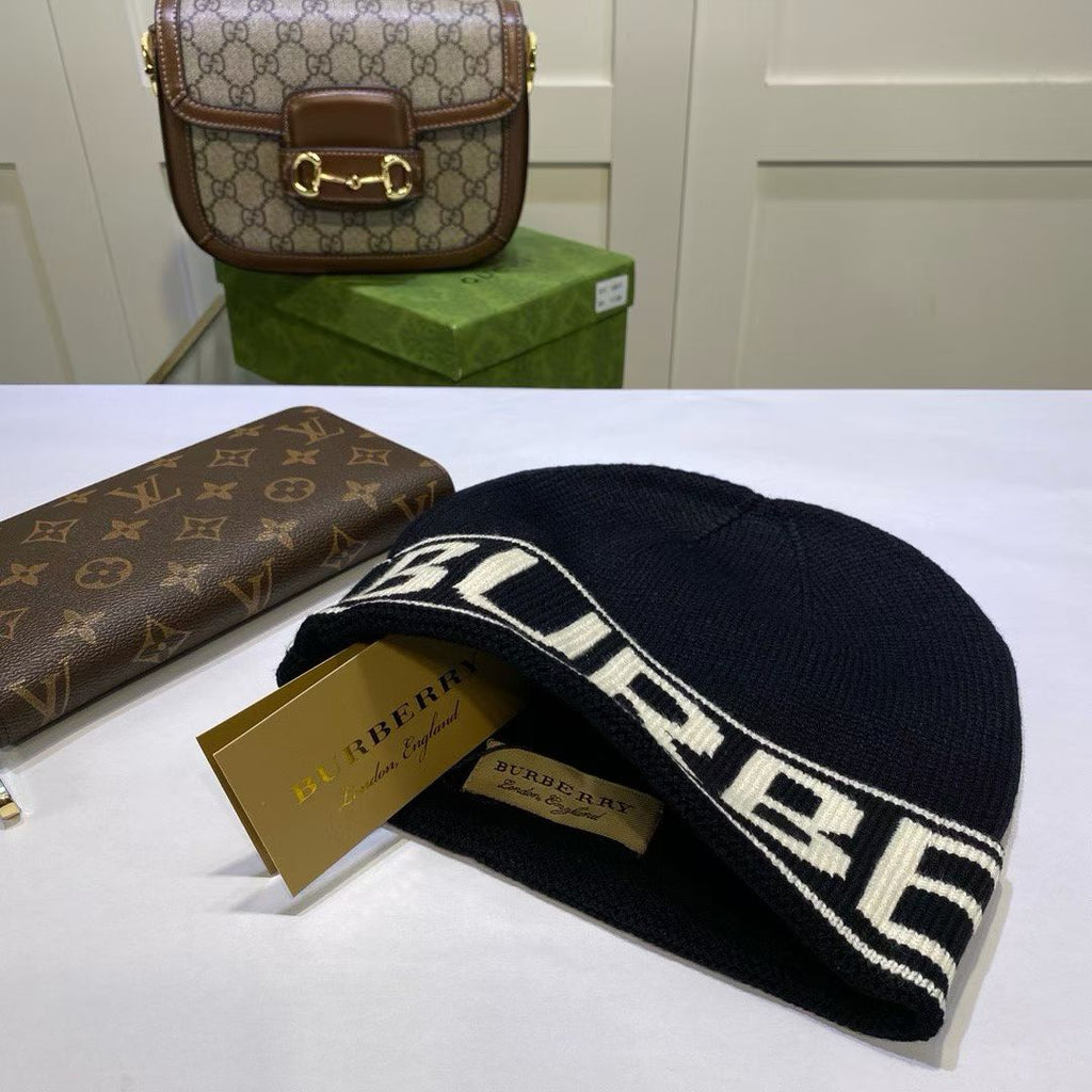 M1R86R74 Popular hats