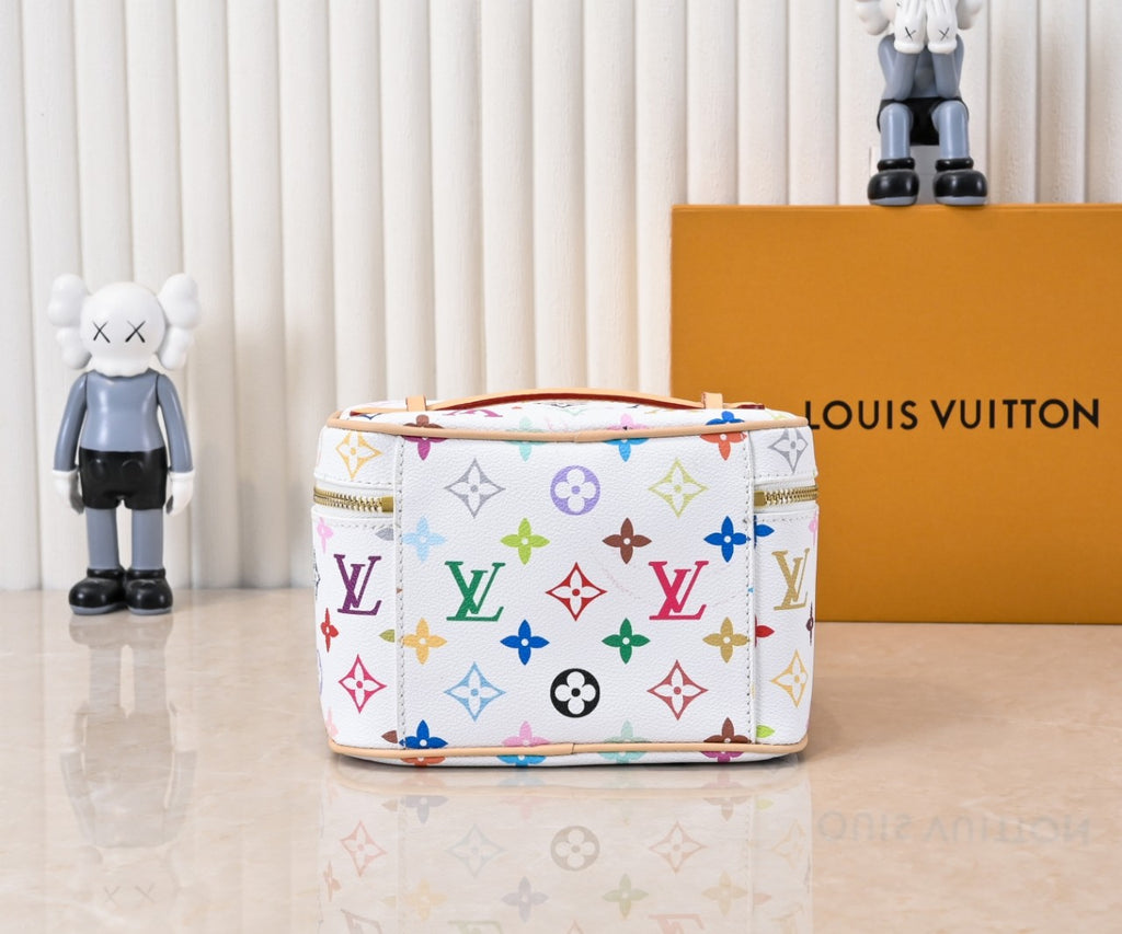 B1X45E11 Popular leather bag