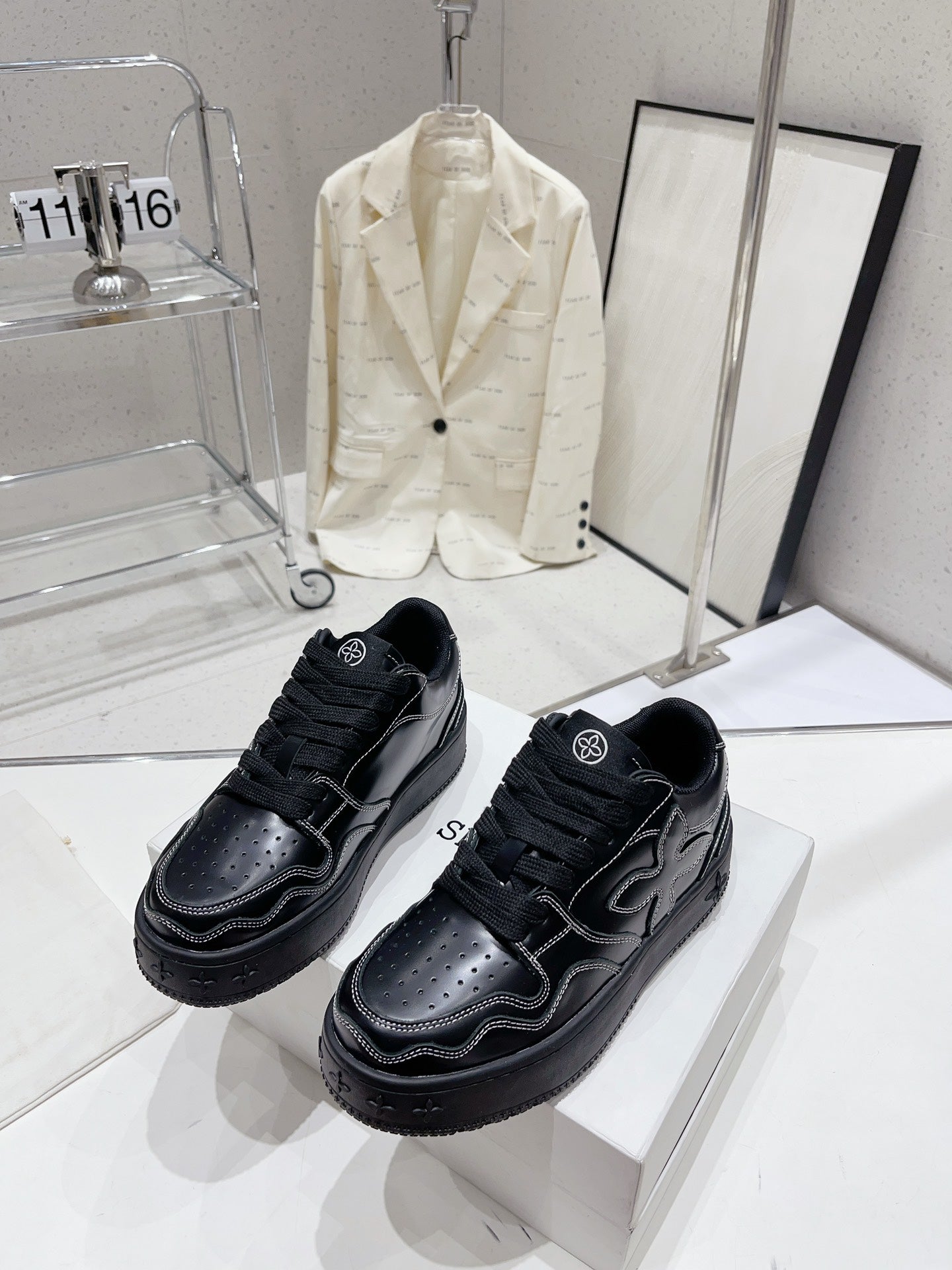 Z1Q105A345 Popular  Shoes