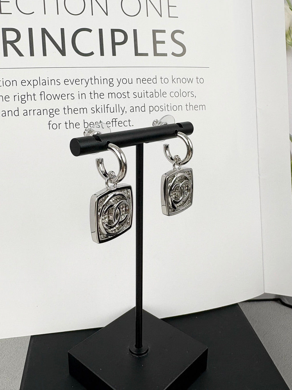 X1Q95C23E Popular Earrings
