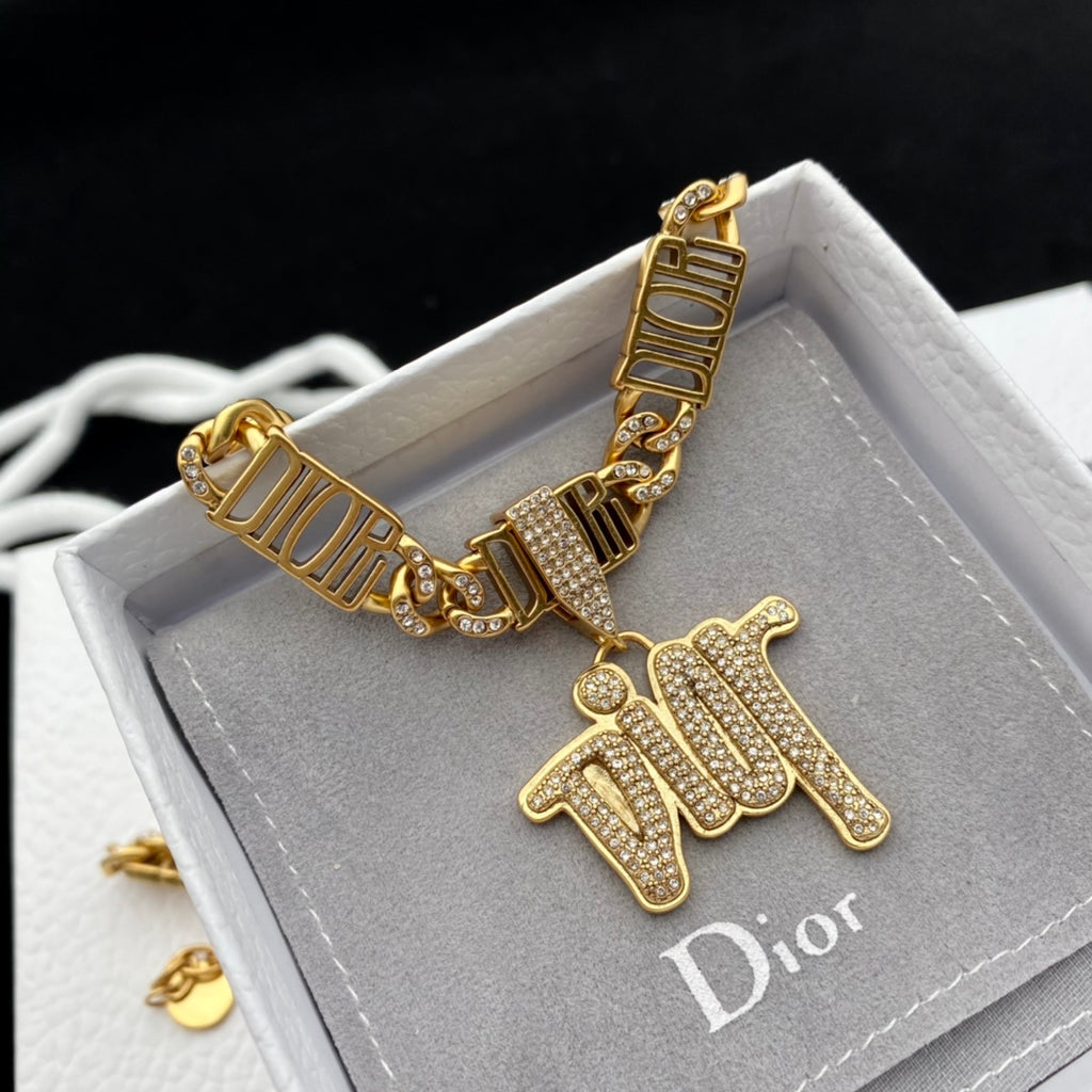 X1Z94C747K  Popular   Necklaces