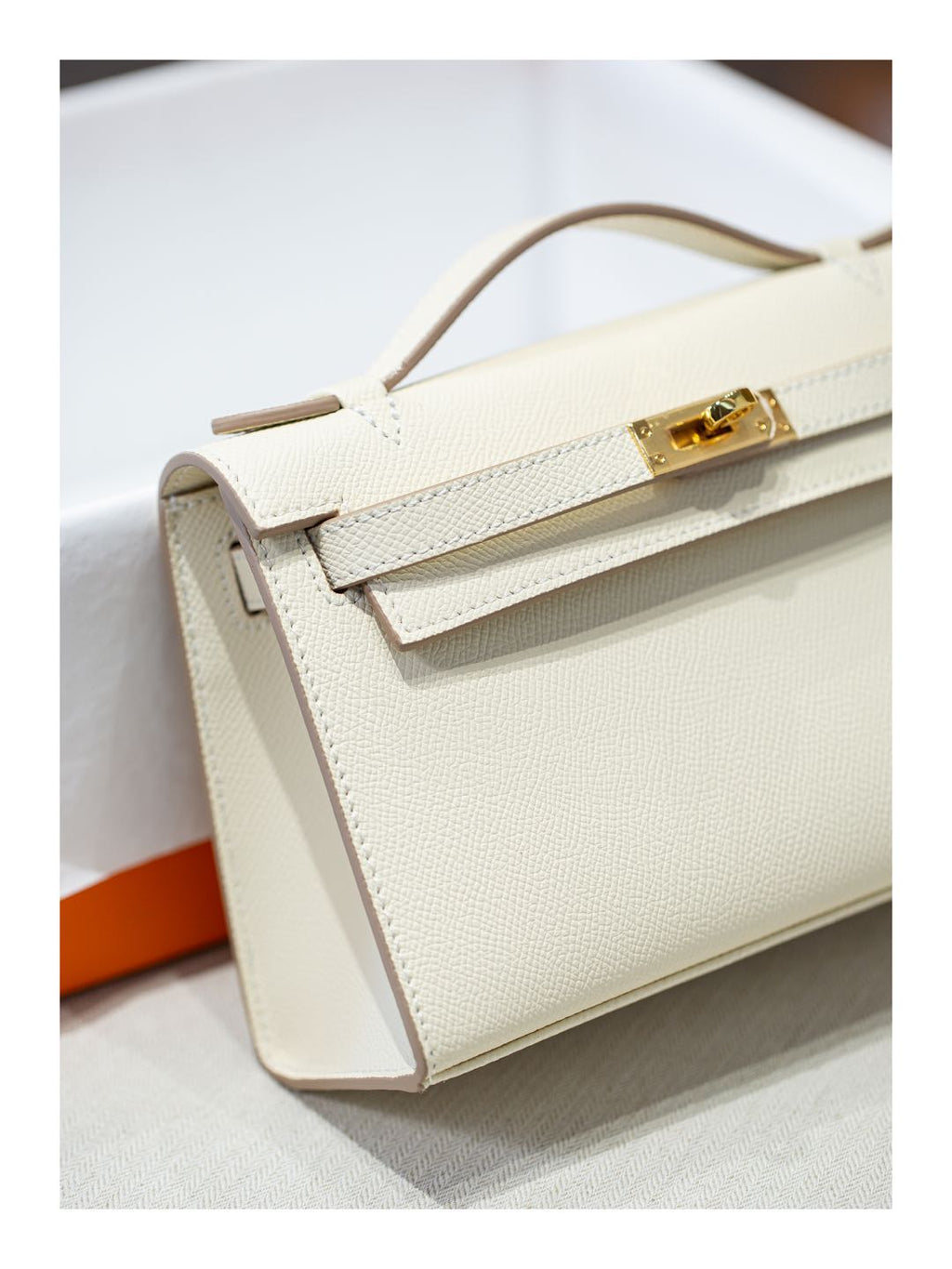 B1R66A7 Popular leather bag