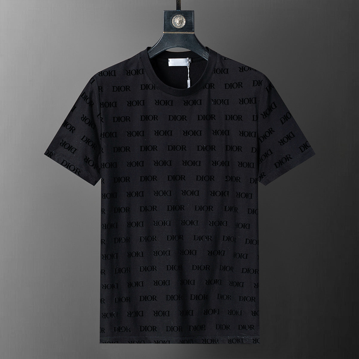 U1R35D118  Popular shirt and shorts set