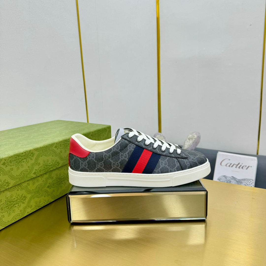 Z2Q105B386 Popular high-quality Shoes